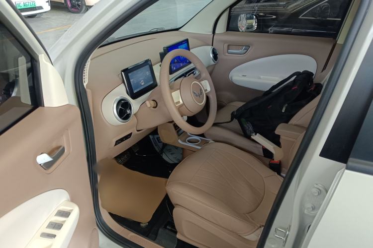 Used Wuling Hongguang MINIEV 2025 Four-Door Version Advanced Edition Driver Seat