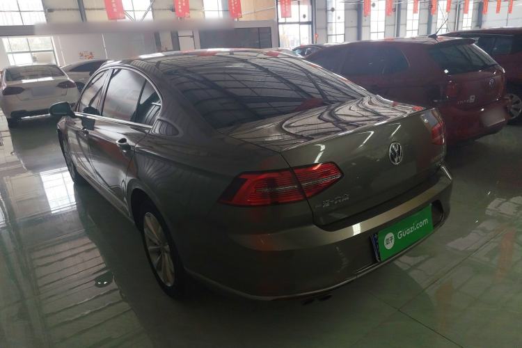 Used Volkswagen Magotan 2018 330TSI DSG Advanced Model Rear Left 45 Deg