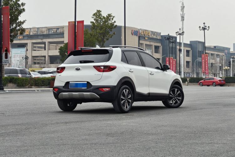 Used Kia kx1 Stonic 2021 1.4L CVT Fun & Sunroof Model