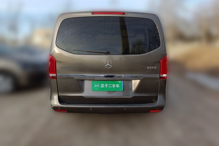 Used Mercedes-Benz V-Class 2017 V 260 Avantgarde Edition