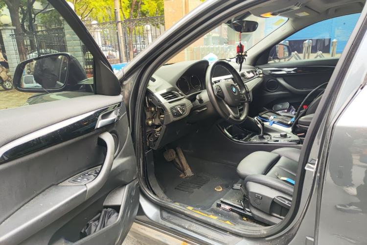 Used BMW X2 2019 sDrive20i M Sport Package China VI Emission Standard Driver Seat