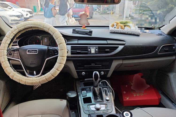 Used Zotye Z700 2016 1.8T DCT Elegant Version
