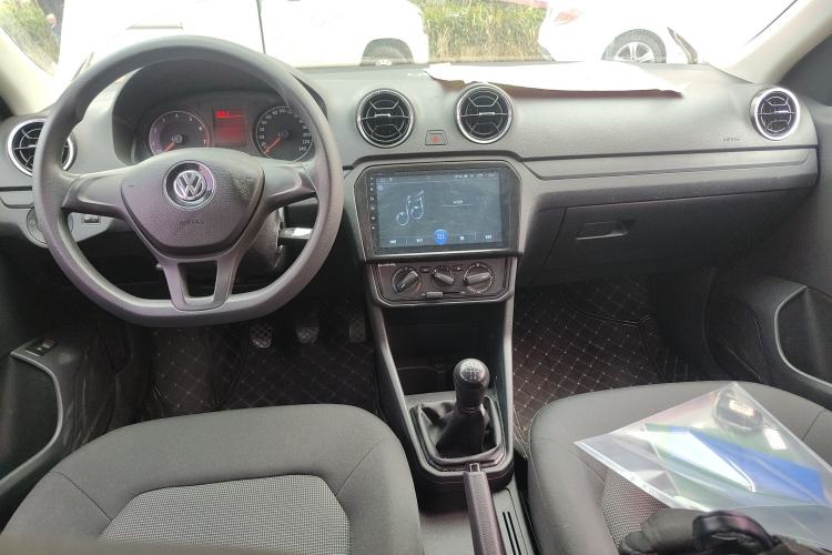 Used Volkswagen Jetta 2017 1.5L Manual Fashion Edition