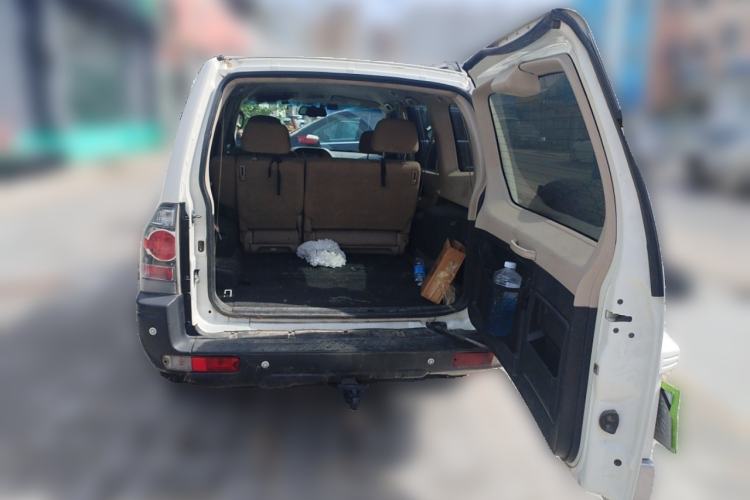 Used Mitsubishi Pajero 2011 V73 3.0L AT GLX
