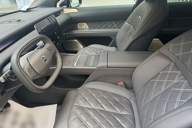 Used Nio ET9 2025 100 kWh