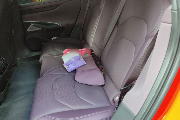 Used Xiaomi Auto SU7 2024 Rear-Drive Ultra-Long Range Advanced Pro-Level Intelligent Driving Version Interior 4