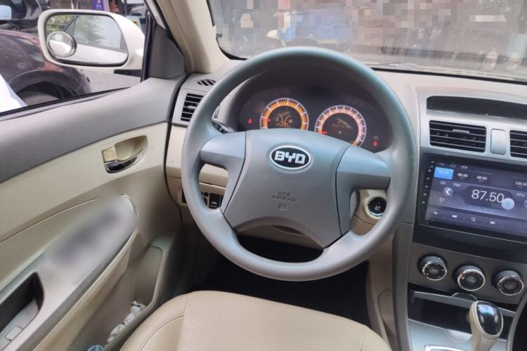 Used BYD L3 2013 1.5L Automatic Comfort Edition Steering Wheel