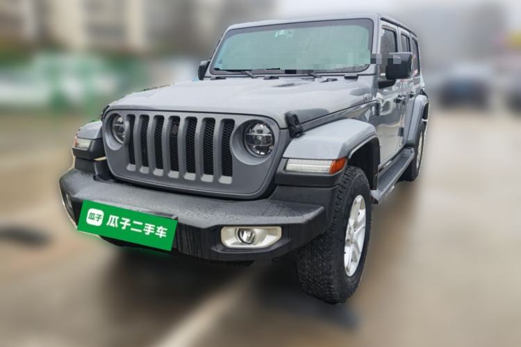 Used Jeep Wrangler 2019 2.0T Sahara Four-Door Version China VI Emission Standard