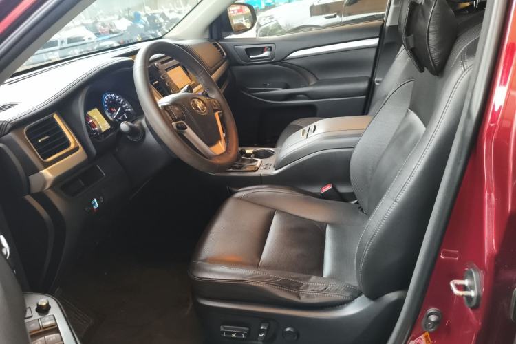 Used Toyota Highlander 2015 2.0T Four-Wheel Drive Luxury Edition 7-Seater Left Front Seat