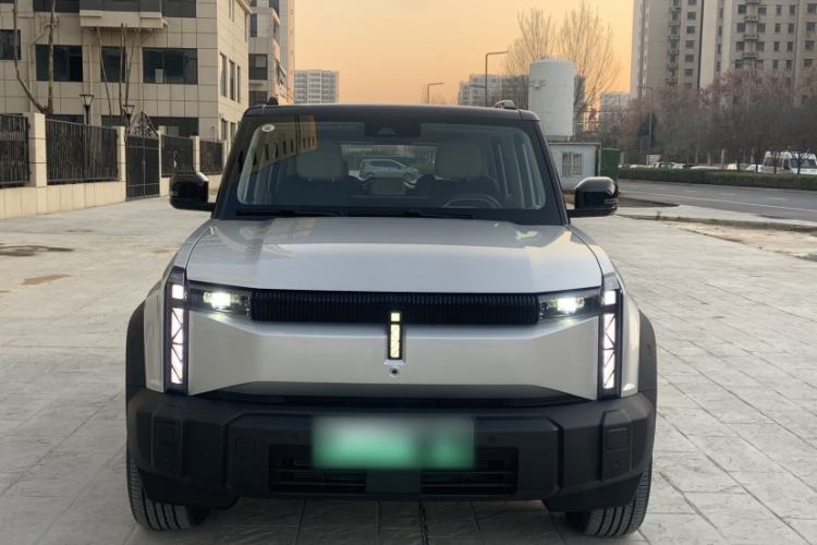 Used iCAR 03 2024 501km Four-wheel Drive Long-Range Advanced Version Exterior 1