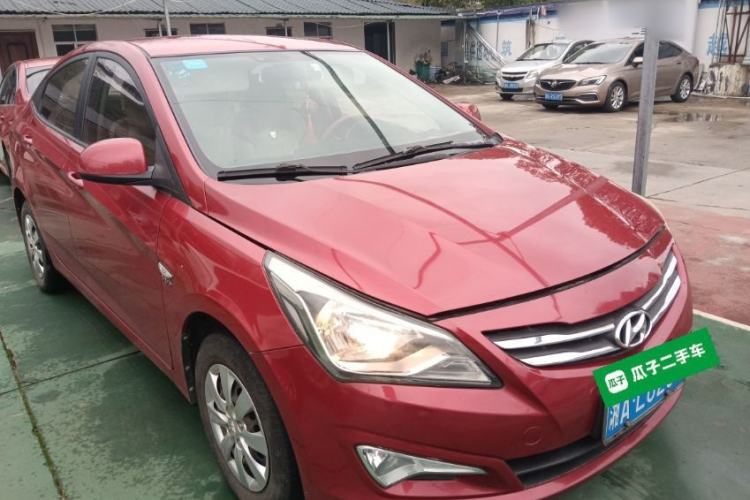 Used Hyundai Verna (older generation) 2014 1.4L Manual Smart GLS Trim