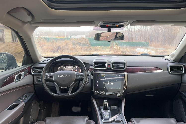 Used Lynk & Co 02 2019 High-Energy Edition 2.0T Automatic Two-Wheel Drive Zhaoban Model China VI Standard Interior 7