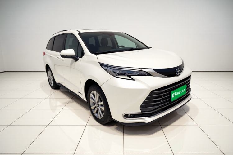 Used Toyota SIENNA 2021 2.5L Hybrid Ultimate Edition Exterior 2