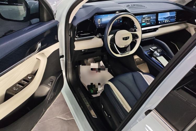 Used Geely Auto Monjaro L 2022 1.5T Leishen Hi·F Plug-in Hybrid Super Xun Driver Seat