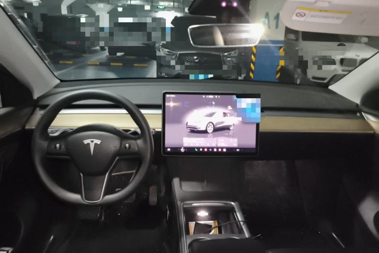 Used Tesla Model Y 2022 Revised Version Long-Range All-Wheel Drive Center Console