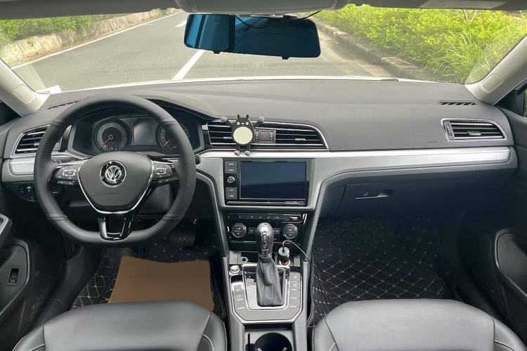 Used Volkswagen Lamando 2019 280TSI DSG Comfort Edition China V Standard