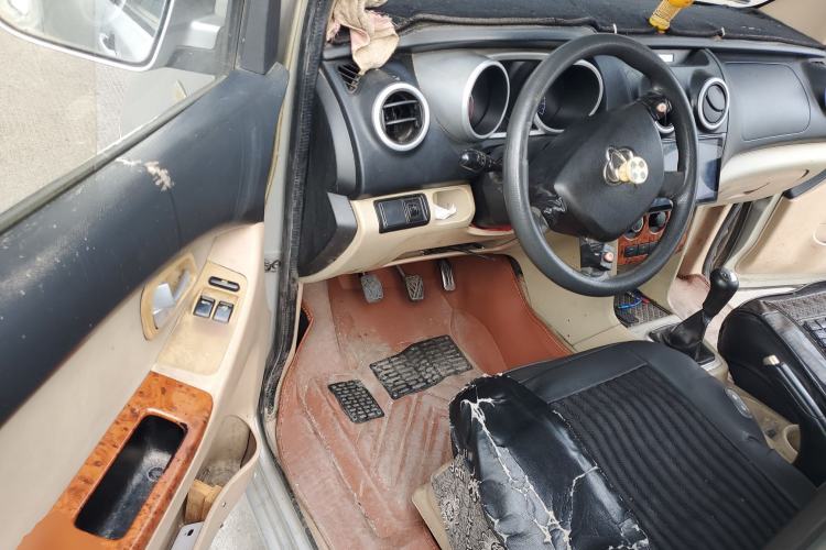 Used CHANGAN KAICHENG Ounuo S 2012 1.3L Base Version
