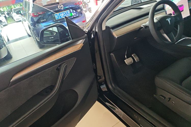 Used Tesla Model Y 2021 Performance High-Performance All-Wheel-Drive Version
