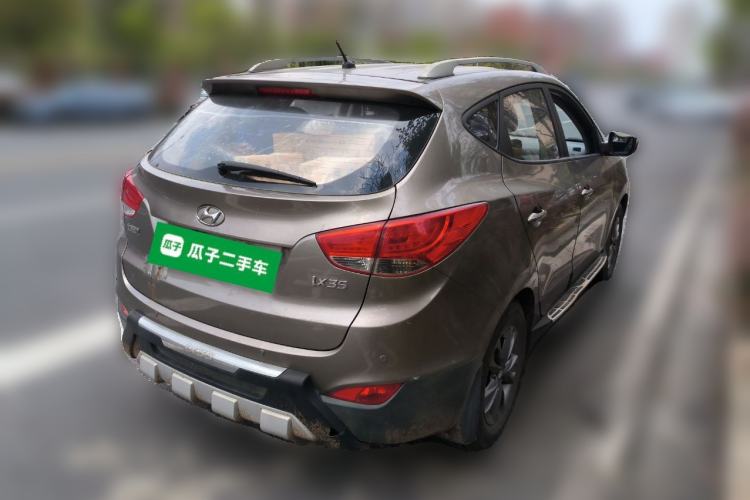 Used Hyundai ix35 2015 2.0L Manual Two-Wheel Drive Comfort Version China IV Standard Rear Right 45 Deg