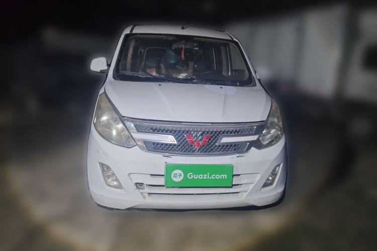 Used Wuling Rongguang V 2015 1.2L Standard Version Front