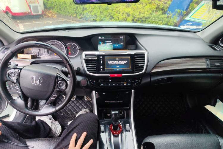 Used Honda Accord 2016 2.4L Prestige Edition Center Console