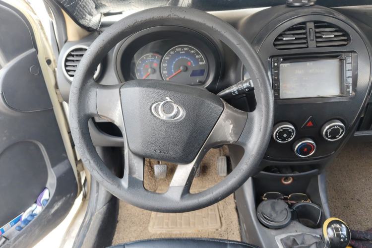 Used Geely Auto GX2 2011 1.5L Manual Luxury Version
