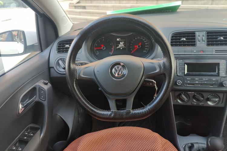 Used Volkswagen Polo 2016 1.4L Manual Fashion Model
