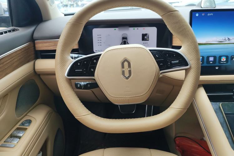 Used Hima AITO M7 2024 1.5T Intelligent Driving Rear-Drive Max Edition 5 Seats Steering Wheel