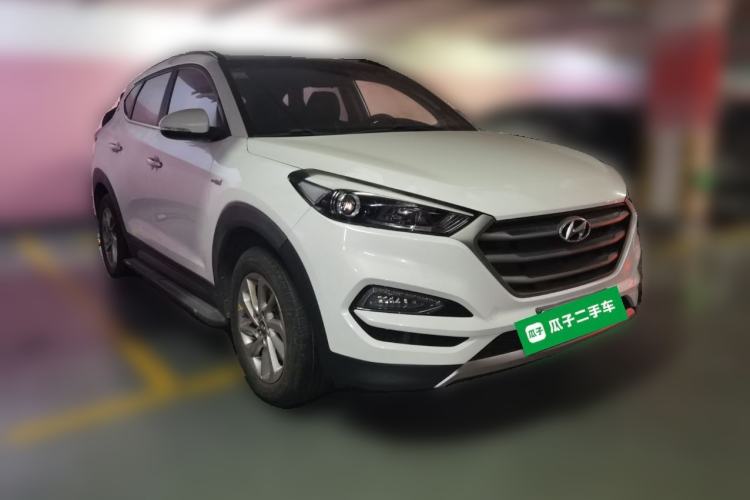 Used Hyundai Tucson 2018 1.6T Dual-Clutch Two-Wheel Drive 15th Anniversary Special Edition