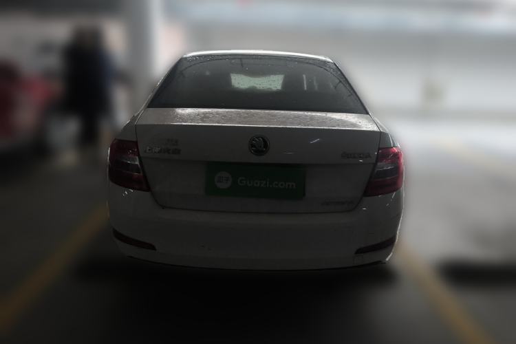 Used Skoda Octavia 2015 1.6L Automatic Yijie Edition
