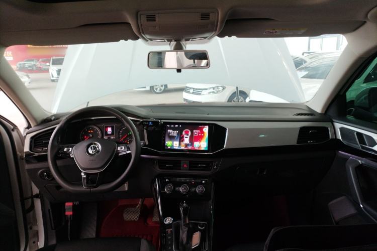 Used Volkswagen Tayron 2019 330TSI Two-Wheel Drive Luxury Model China VI Standard Center Console