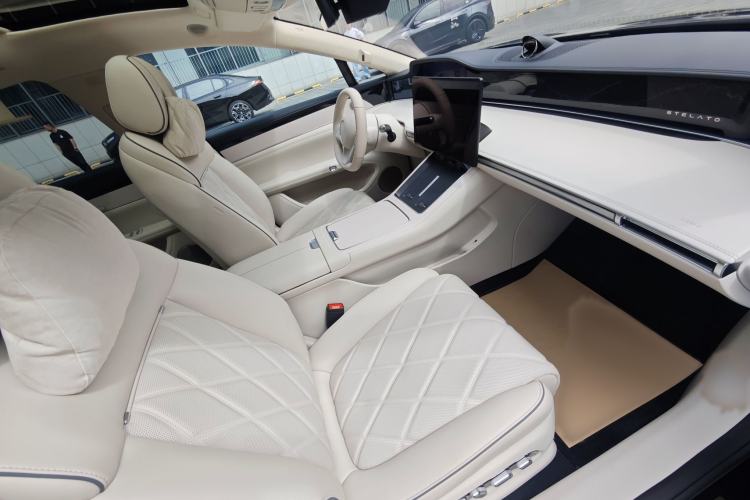 Used Hima Stelato S9 2025 Extended-Range Ultra Interior 9