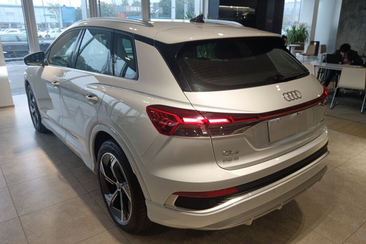 Used Audi Q4 e-tron 2024 40 e-tron Boundary Edition
