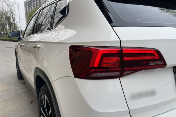 Used Volkswagen Tharu 2019 330TSI Four-Wheel Drive Luxury Edition China VI Standard
