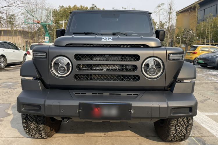 Used 212 T01 2024 2.0T Mechanic
