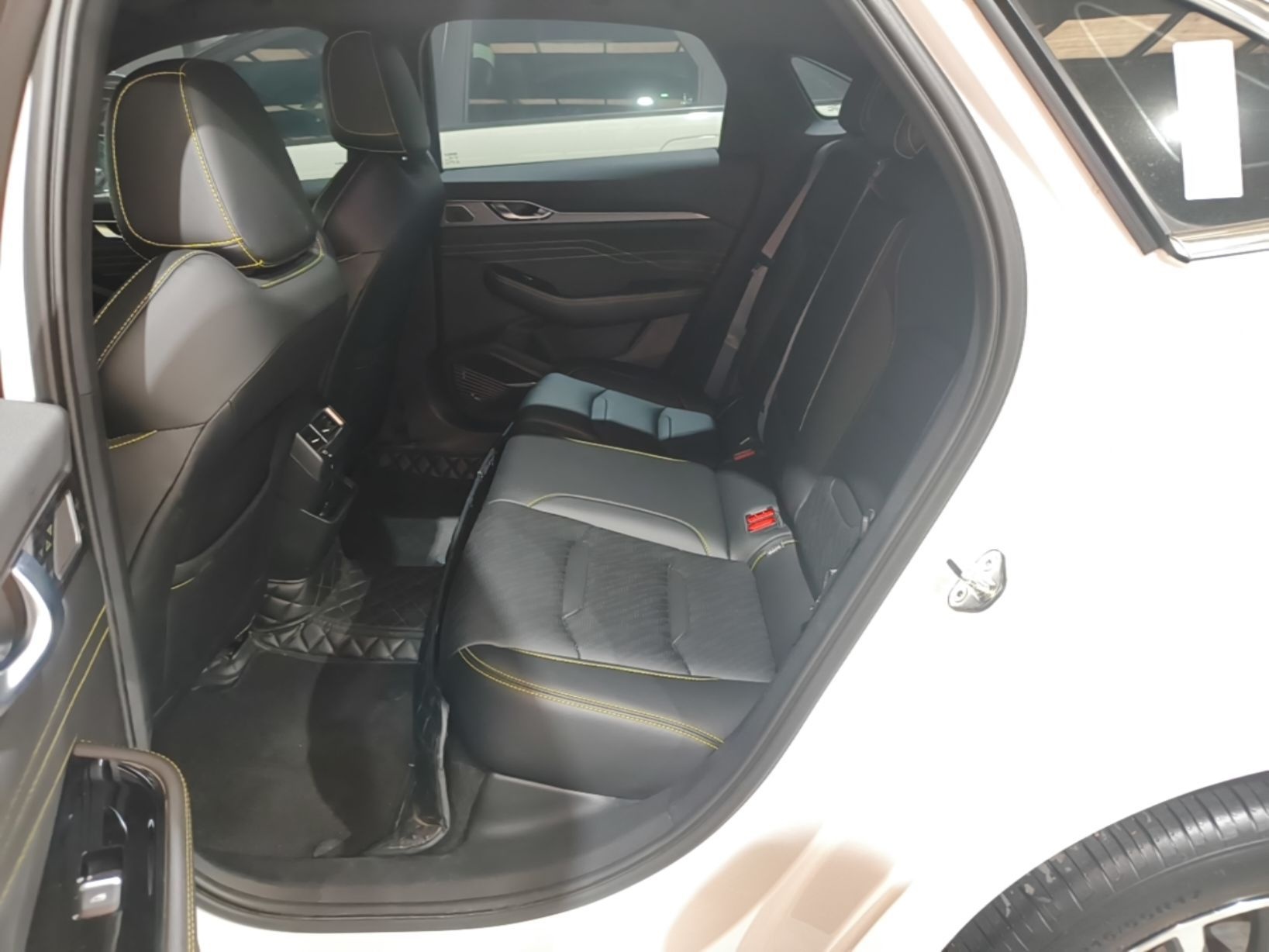 Geely Auto Preface 2023 1.5TD Fuyao Version — снимка 20