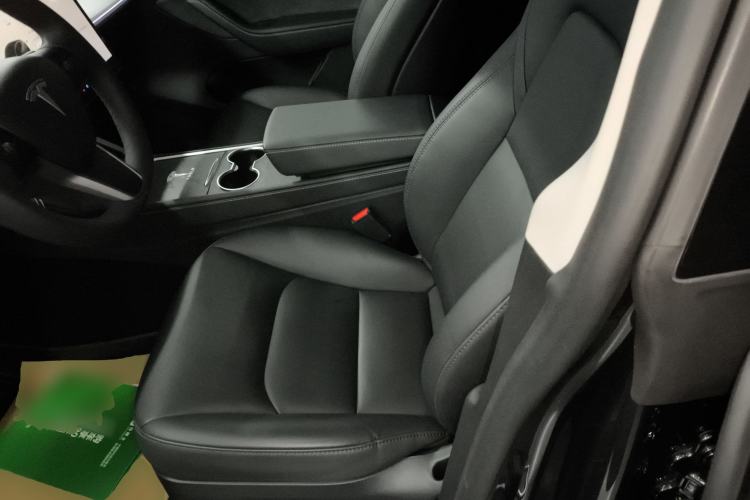 Used Tesla Model Y 2024 Rear-Wheel-Drive Version
