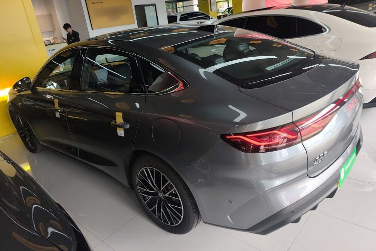 Used BYD Qin L 2025 DM-i Smart Drive 120KM Excellence Model Rear Left 45 Deg