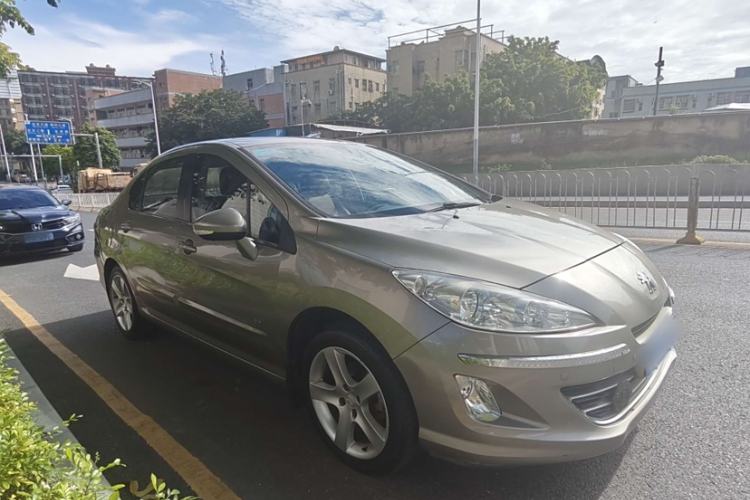 Used Peugeot 408 2013 2.0L Automatic Comfort Edition
