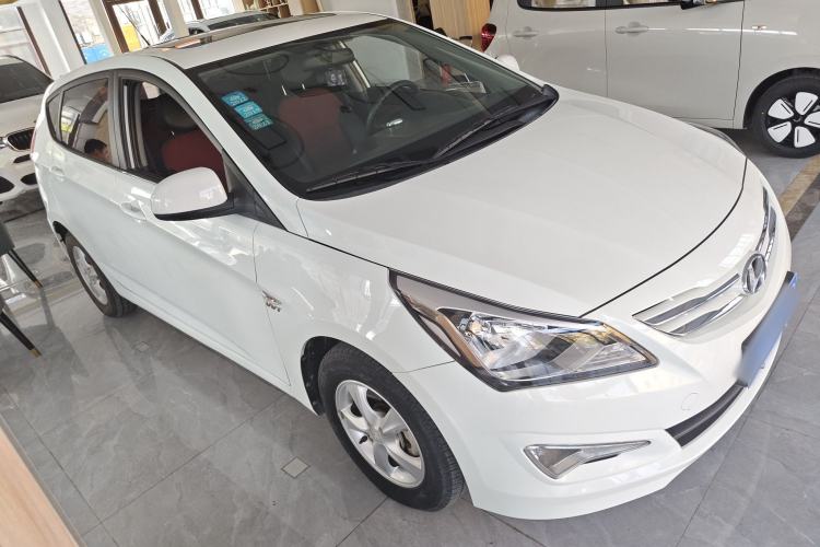 Used Hyundai Verna Ray 2014 1.4L Automatic GLX