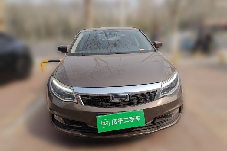 Used Qoros 3 2014 Sedan 1.6L Manual Zhiyue Model
