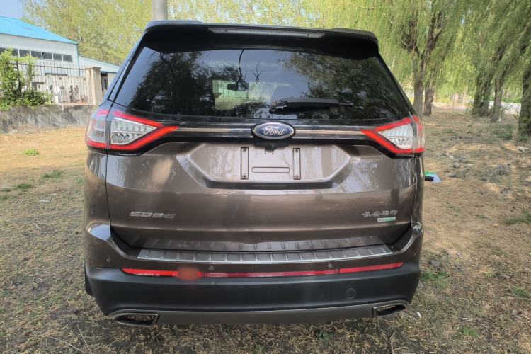 Used Ford Edge 2016 EcoBoost 245 Two-Wheel-Drive Titanium 7-Seater
