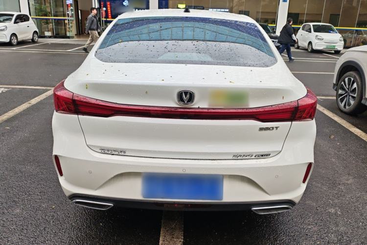 Used CHANGAN Eado 2023 Changan Edition PLUS Blue Whale NE 1.4T GDI DCT Prestige Version
