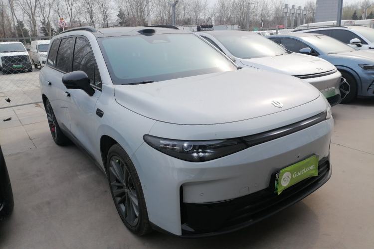 Used Leapmotor C16 2026 Extended-Range 280 LiDAR Zhizun Edition 5 Seats Front Right 45 Deg