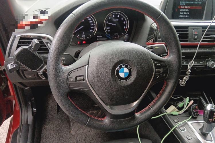 Used BMW 2 Series 2018 220i Convertible Coupe Sports Design Package Steering Wheel