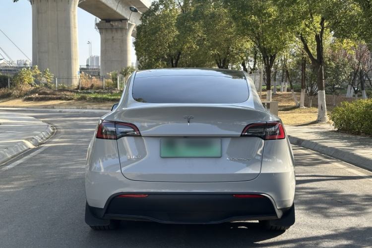 Used Tesla Model Y 2023 Rear-Wheel-Drive Version