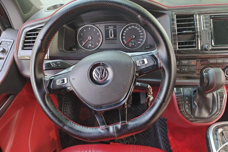 Used Volkswagen Caravelle 2017 2.0 TSI 4x4 Comfort Edition 7-Seater