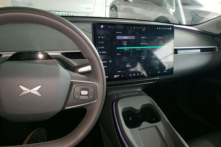 Used XPeng MONA M03 2025 600 with Ultra-Long Range Max Center Console