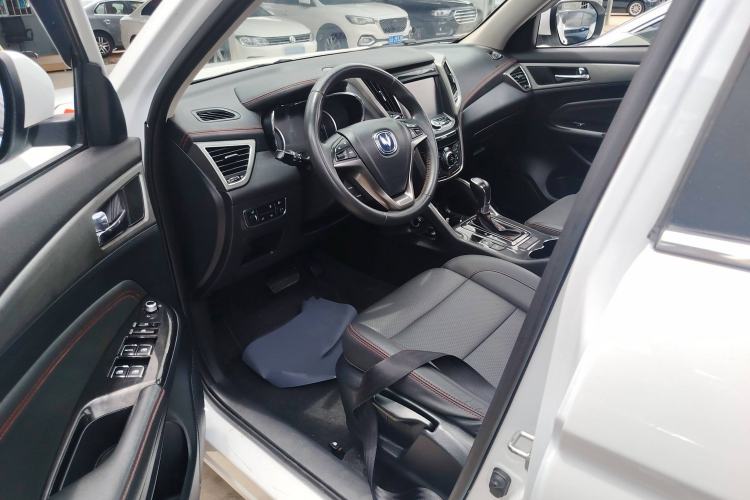 Used Changan CS75 2017 Shangkui Edition 1.8T Automatic All-Wheel-Drive Luxury Model
