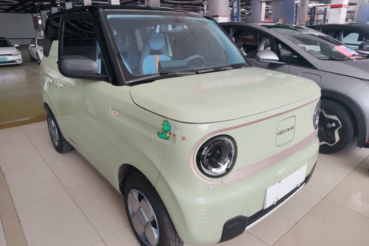 Used Geely Galaxy Panda 2023 Panda Mini 200km Endurance Bear
